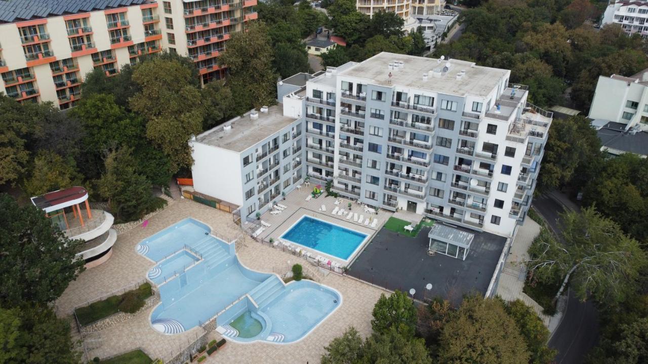 Apartments Yalta Aranyhomok Kültér fotó